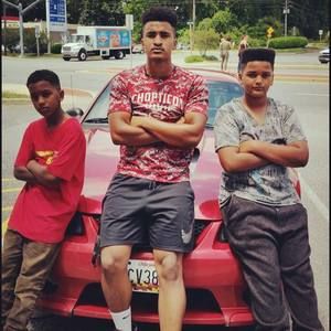 Meet your Posher, Aaron